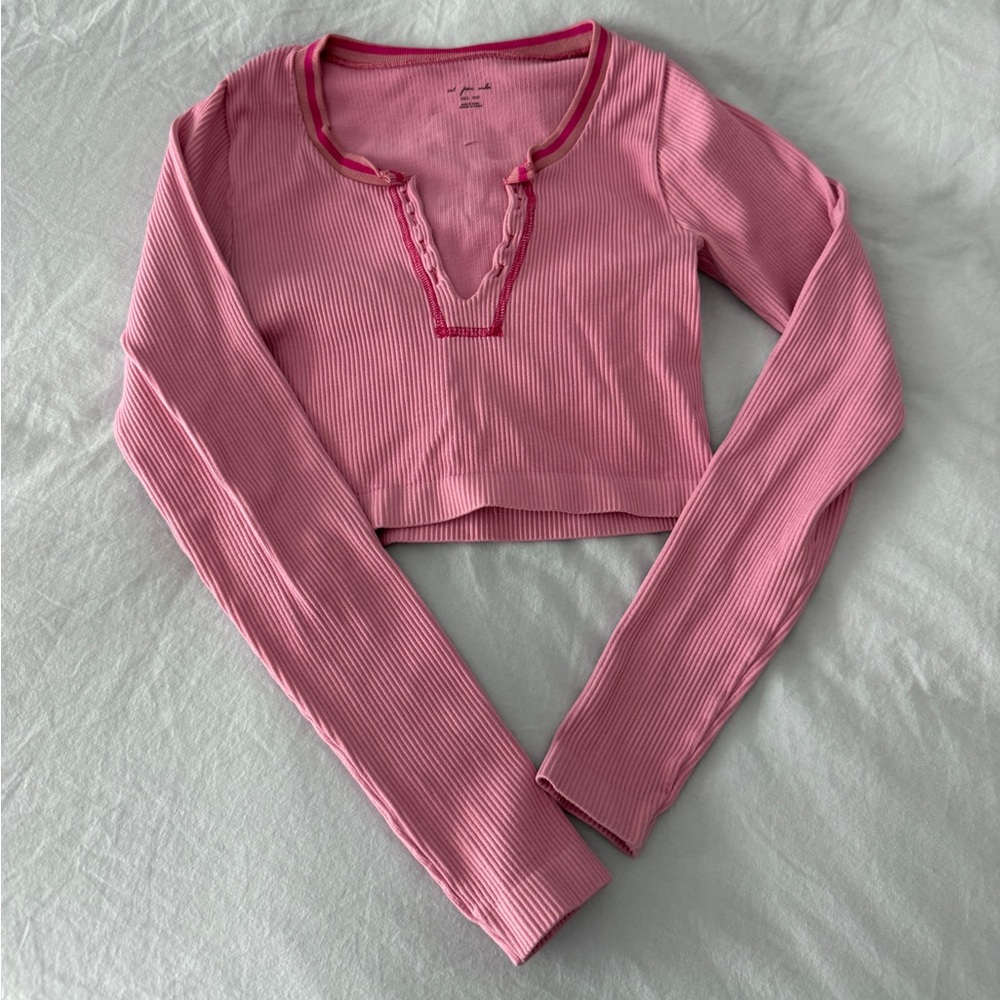 Urban Outfiters Pink Ribbed Notch-Neck Cropped Long Sleeve Top